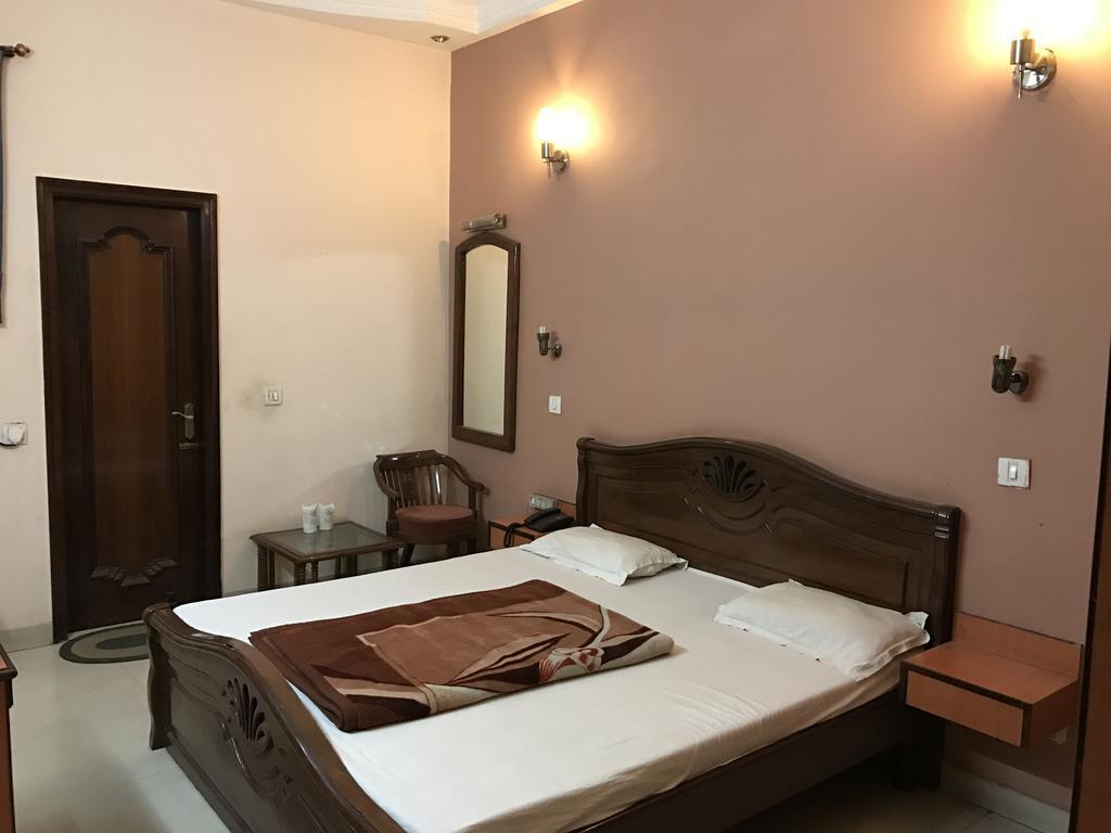 Hotel D R International Ambāla Εξωτερικό φωτογραφία